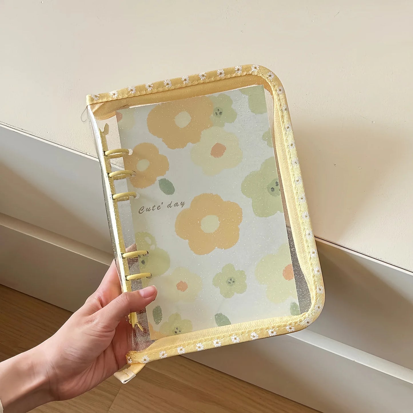 🌼Organizador A6 con Cremallera y Margaritas – Diario y Álbum de Tarjetas🌼